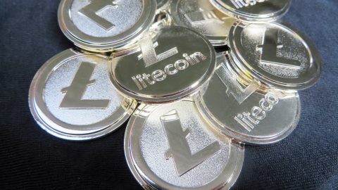 暗号通貨、投資して儲かるのは「リップル」か「イーサリアム」