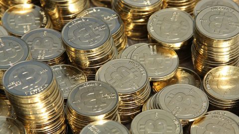仮想通貨ビットコイン、相場が高騰で天井も近い